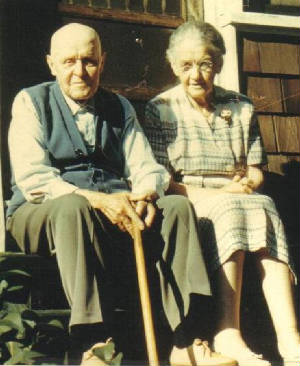 markladdannawiggins1958cropped.jpg